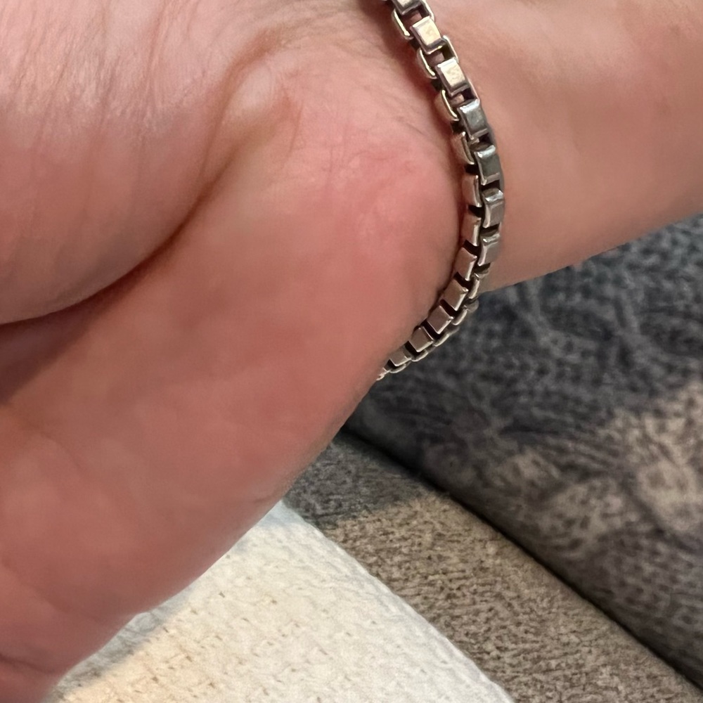 Tiffany and C0. Venetian link bracelet